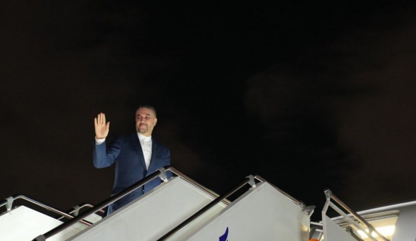 وزير الخارجية الايراني يعود الى طهران في ختام زيارته لاسلام اباد