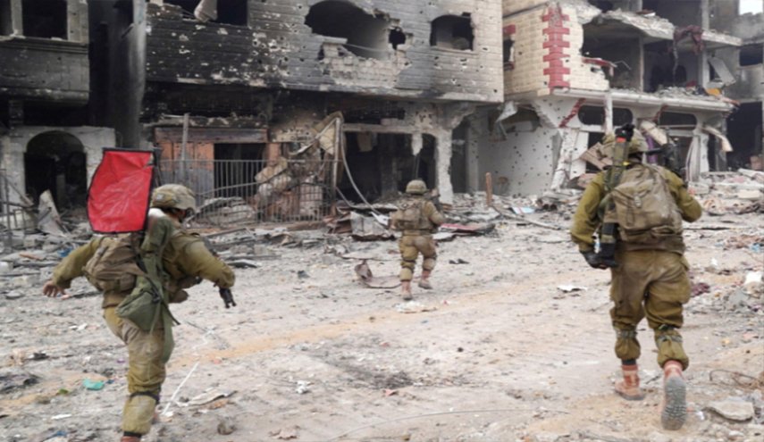 هآرتس: الجيش الإسرائيلي تعمد حرق مئات المنازل داخل قطاع غزة انتقاماً..
