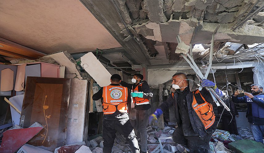 الاحتلال يواصل قصفا عنيفا لأرجاء غزة مع تركيزه على خانيونس