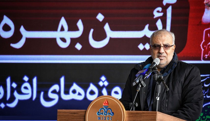 وزير النفط يفتتح حقل سهراب النفطي جنوبي إيران
