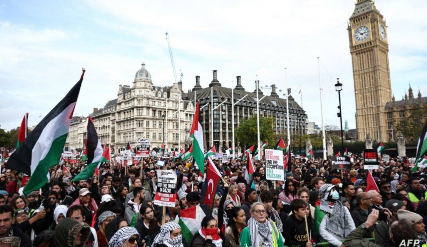 شرطة لندن تعتقل 12 شخصا خلال مسيرة مؤيدة لفلسطين
