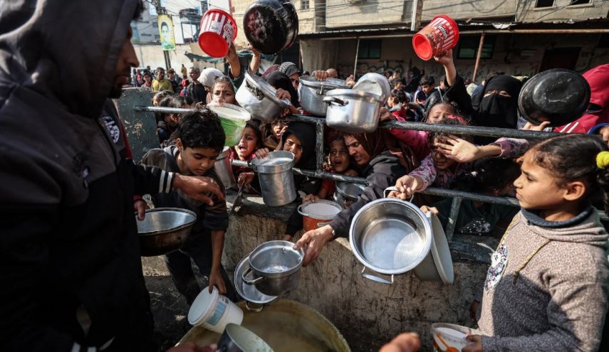 الدفاع المدني بغزة: نقص الغذاء والدواء يهدد حياة أكثر من 700 ألف فلسطيني