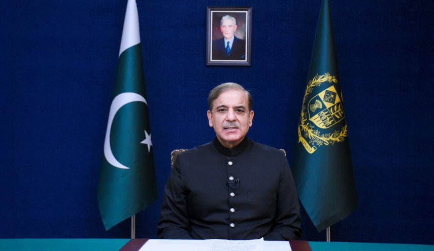 رئيس الوزراء الباكستاني الجديد: سنواصل تعزيز العلاقات مع ايران