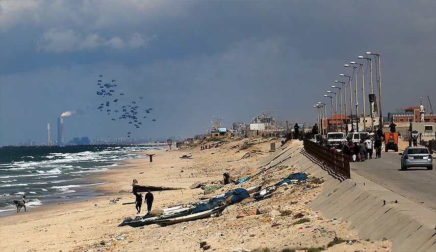الأورومتوسطي يؤكد أهمية تنوع وسائل إدخال المساعدات لغزة