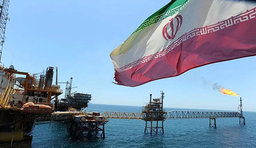 صادرات إيران النفطية تبلغ ذروتها قبل عودة العقوبات الأميركية عام 2018