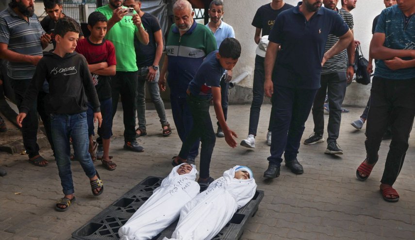 شهادت 8 نفر در بمباران غرب غزه و بازداشت یک معلم در اردوگاه الجلزون 
