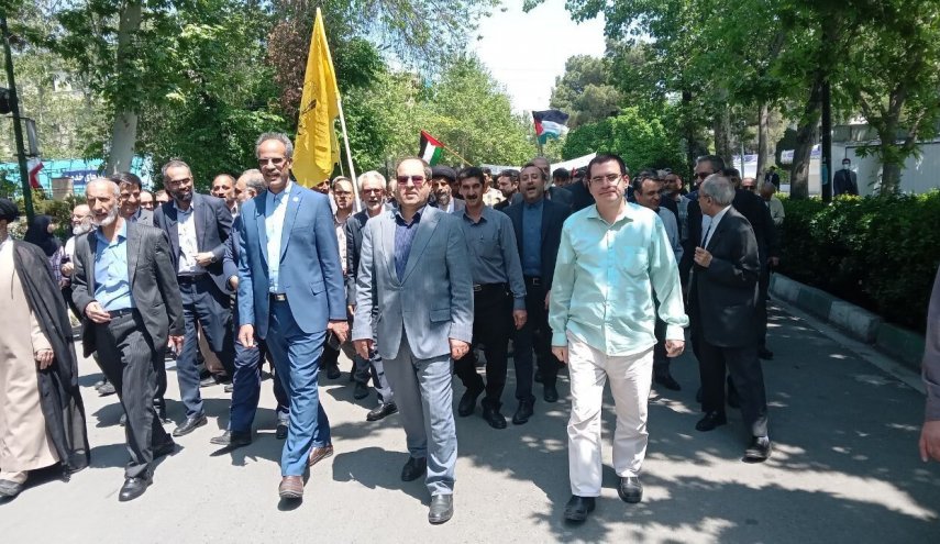 تجمع أكاديمي في جامعة طهران دعما للانتفاضة الطلابية الأمريكية