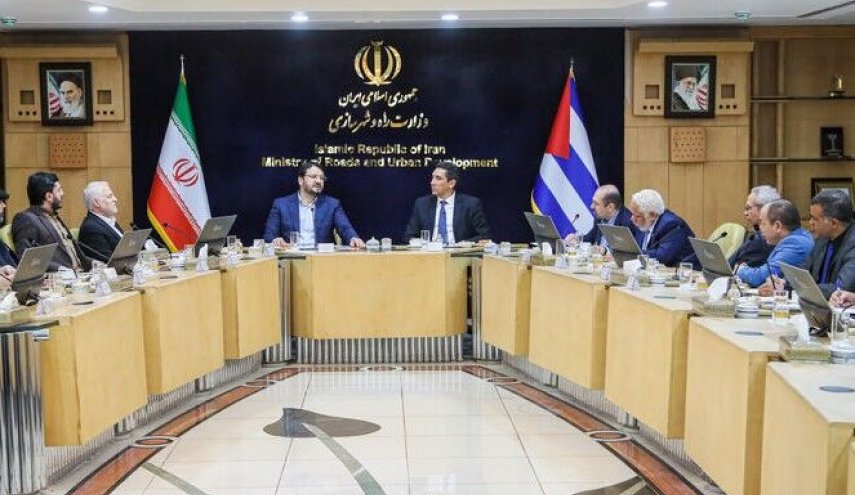 ايران وكوبا تتفقان حول تطوير التعاون الثنائي في مجالات النقل