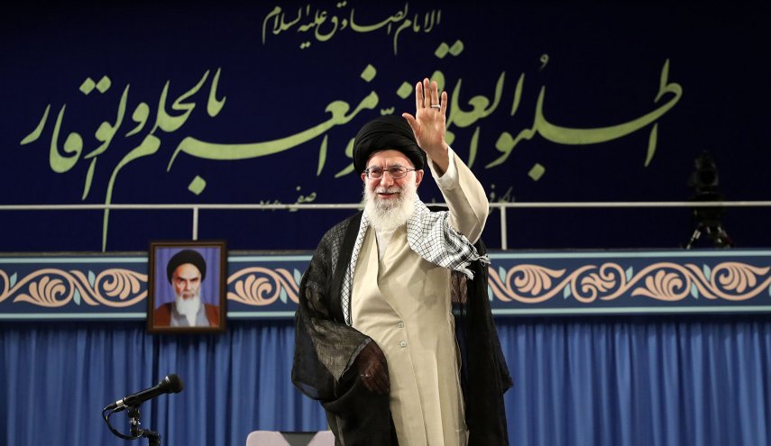 قائد الثورة الاسلامية سيستقبل حشدا من المعلمين 