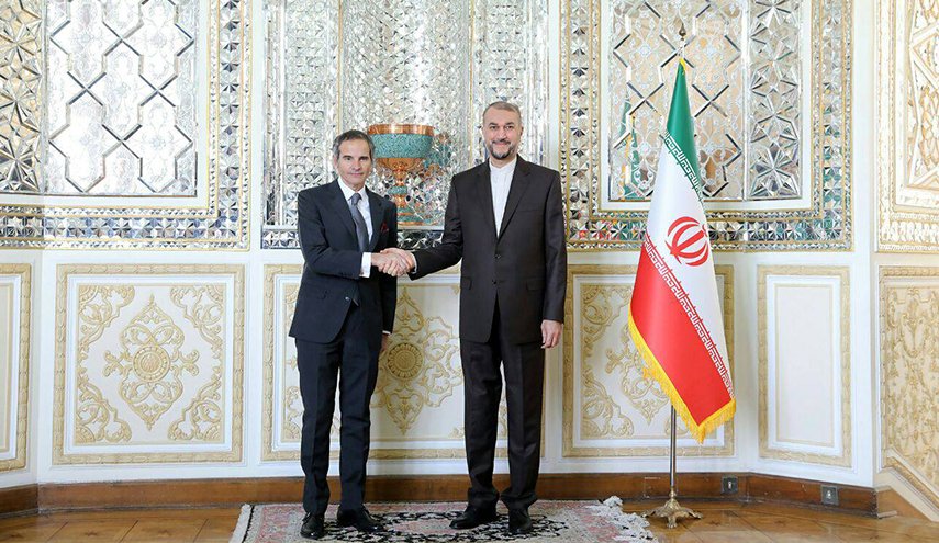 مسؤول: زيارة غروسي تأكيد على دعم الذرية الدولية للمجموعات العلمية في إيران
