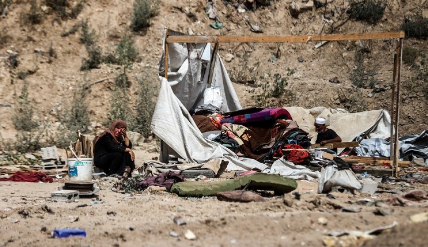 المحتلون يخلفون الدمار بعد الإنسحاب و النازحون يبيتون في العراء بعد الرجوع
