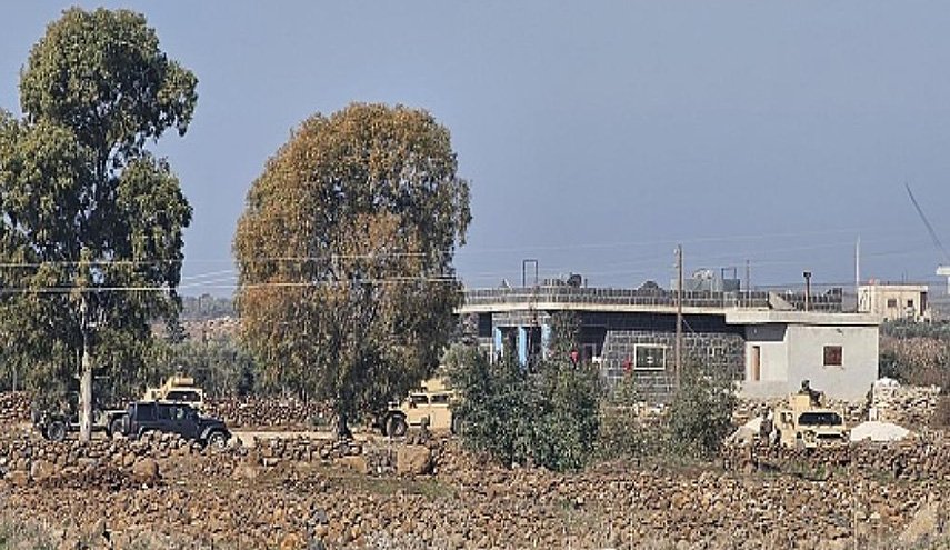 غارات إسرائيلية وتوغل غربي درعا وفي ريف القنيطرة جنوبي سورية