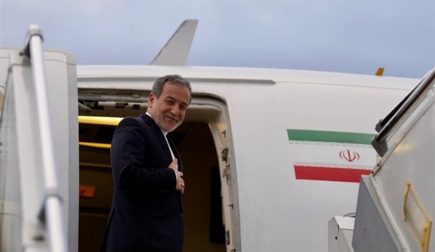 وزير الخارجية الإيراني يتوجه إلى عُمان