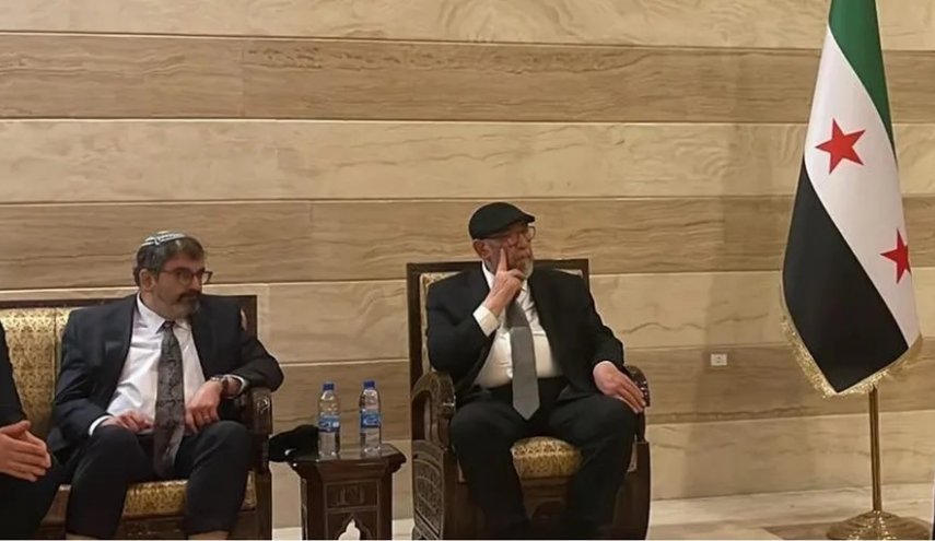 جدل واسع في سوريا.. حاخام داعم للصهاينة يلتقي بمسؤولين في دمشق