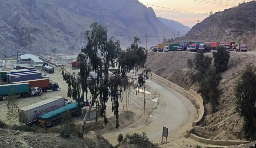 درگیری نیروهای پاکستان و طالبان افغانستان در منطقه مرزی «طورخم»