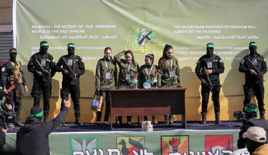 الوفود تتوجه إلى قطر والإحتلال ينفي تحقيق تقدم في مفاوضات غزة