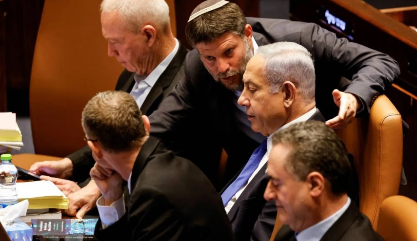 اتهامات بالجاسوسية تطال وزير المالية 