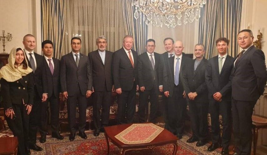 سفير إيران يستضيف الاجتماع الثاني لسفراء بحر قزوين في جنيف