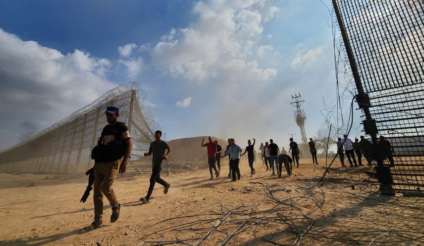لماذا فشل جيش الاحتلال بصد المقاومين في'نير عوز' بـ 7 أكتوبر؟
