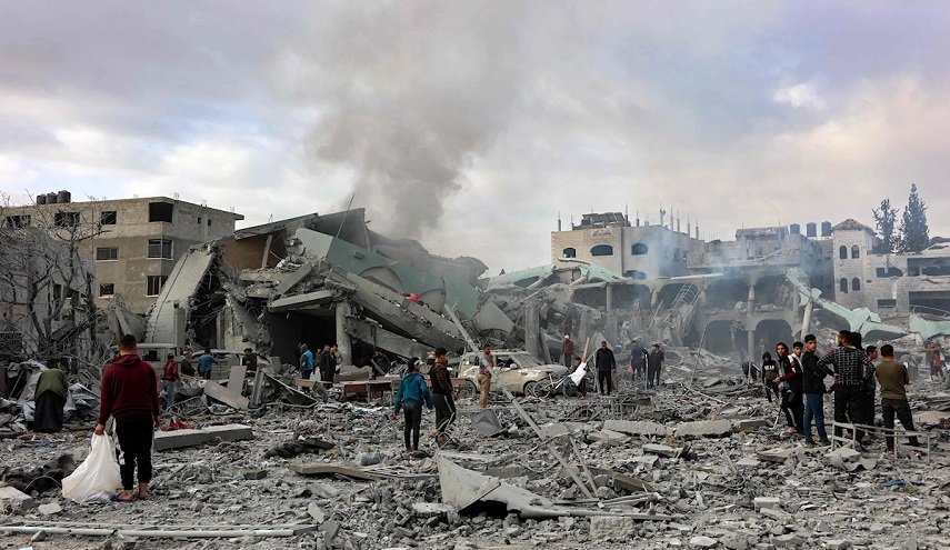 قمة فرنسية مصرية أردنية بالقاهرة لبحث الأوضاع في قطاع غزة
