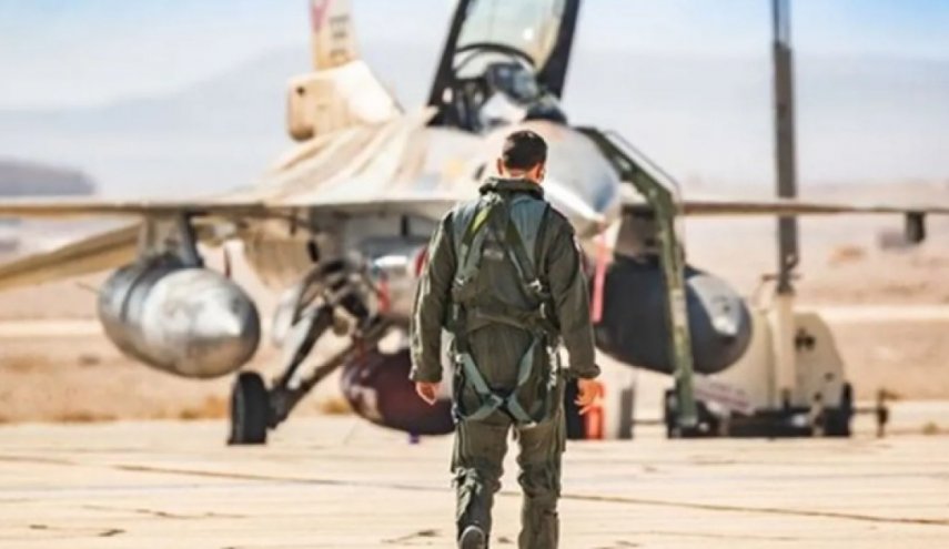 إقالة طيارين 