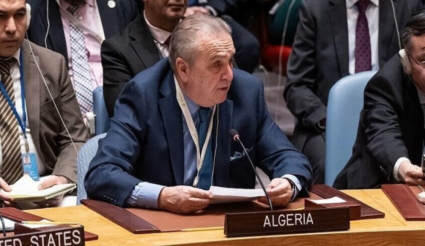 الجزائر تطالب بضمان الانسحاب الكامل لقوات الإحتلال من سوريا