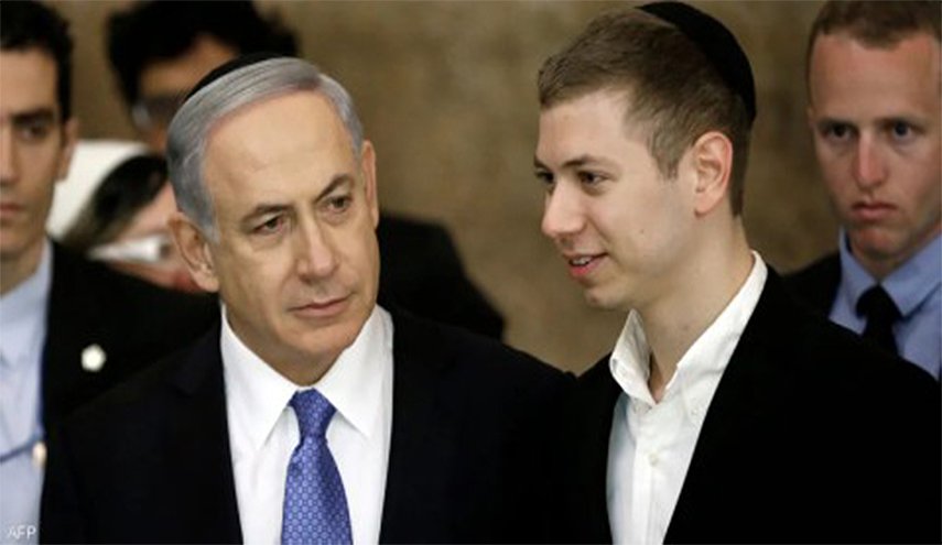 ابن نتنياهو يُهاجم رئيس فرنسا بألفاظ نابية: 'تبا لك.. اذهب إلى الجحيم'