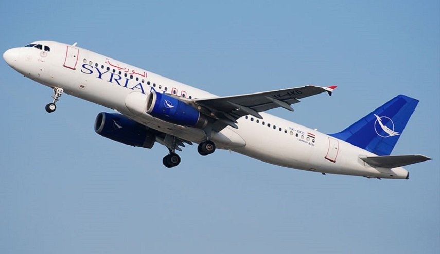 أول طائرة ركاب تغادر سوريا إلى الإمارات 

