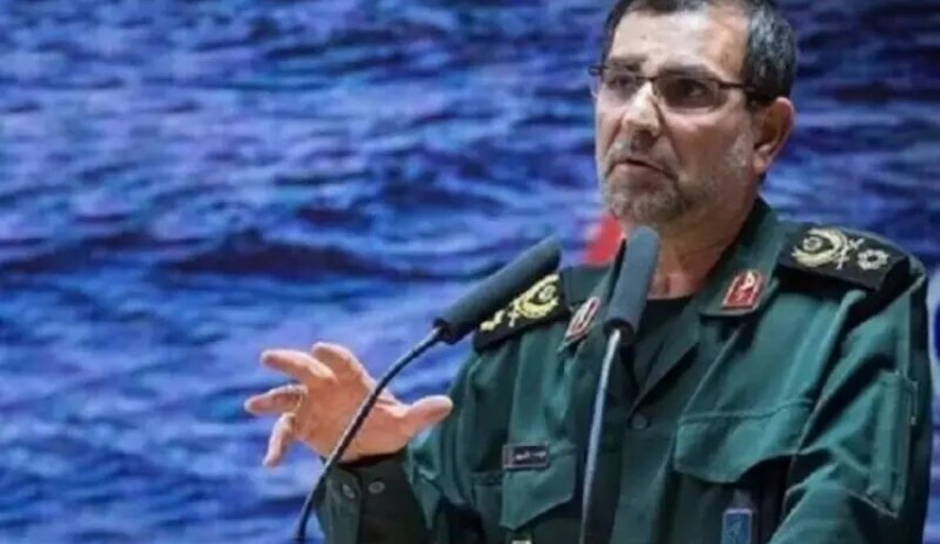 الادميرال تنكسيري: التواجد الاجنبي في الخليج الفارسي يُخل بالأمن