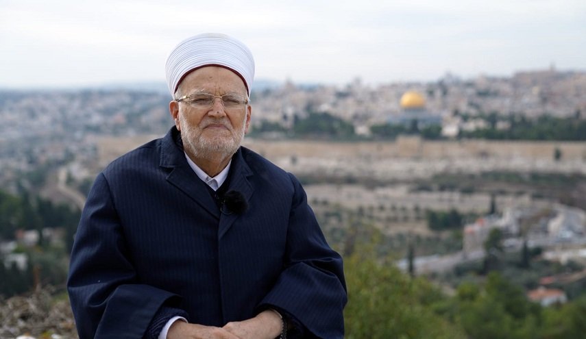 الشيخ عكرمة صبري يدعو للتصدي لمخططات الاحتلال في القدس والأقصى
