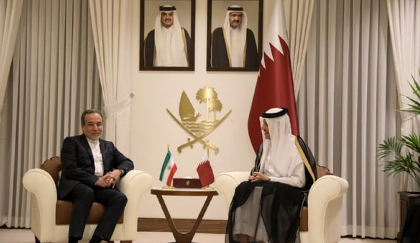 لقاء بين وزيري الخارجية الايراني والقطري في الدوحة
