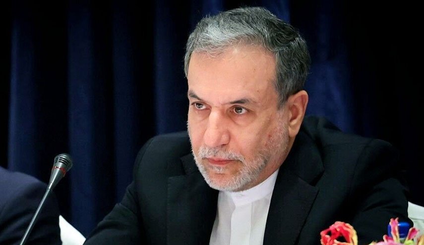 واکنش عراقچی به سنگ‌اندازی‌های نتانیاهو برای آزادی اسیر آمریکایی