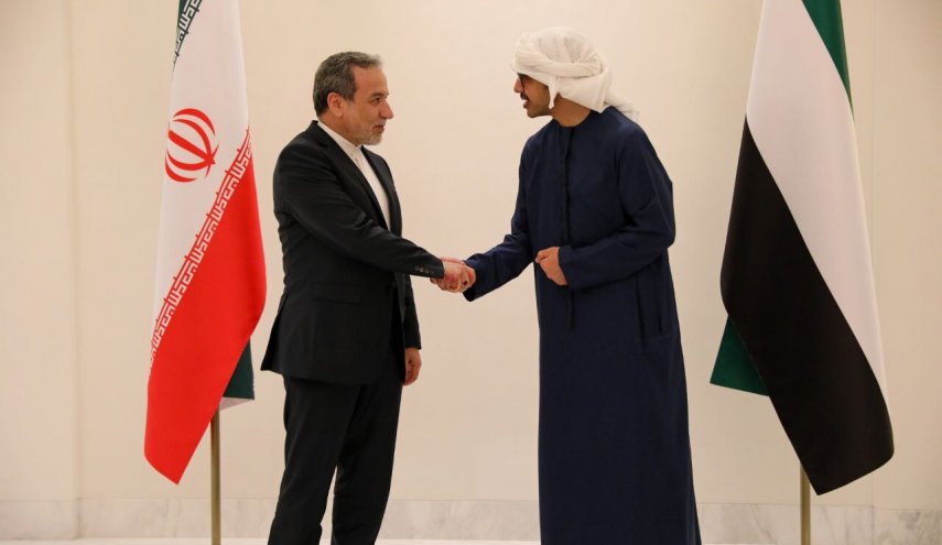 عراقجي يصل الى أبوظبي للقاء كبار المسؤولين الإماراتيين