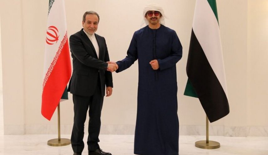 رایزنی عراقچی و همتای اماراتی درباره مذاکرات ایران و آمریکا 

