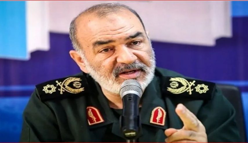  سردار سلامی: ما آموخته‌ایم که قوی شدن ما در ایستادگی است