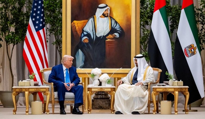 رئیس امارات: گفت وگوی ثمربخشی با ترامپ انجام شد