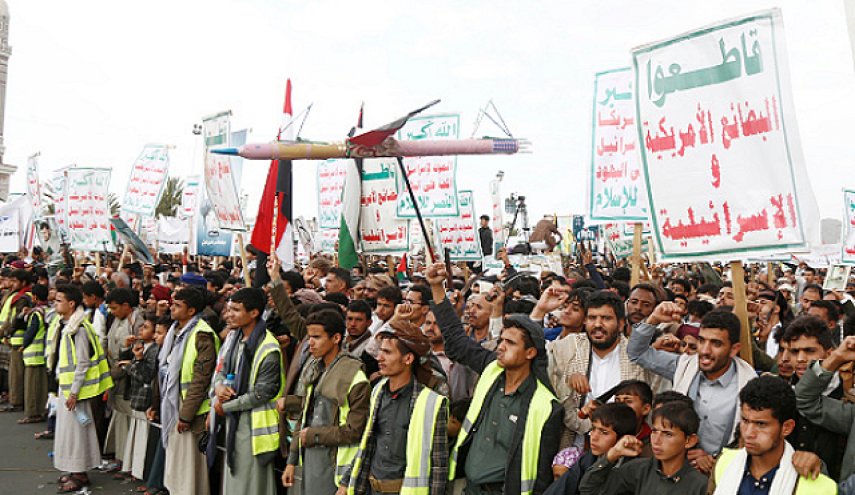 هشدار نیروی دریایی آمریکای نسبت به دست‌کم‌گرفتن توانمندی‌های انصارالله یمن