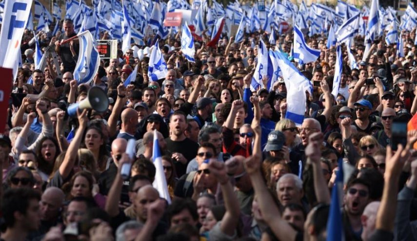 تفاصيل مثيرة عن إنقسام يهدد کیان الاحتلال