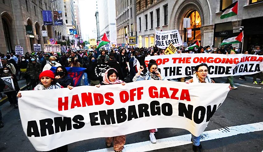 مظاهرة في الينوي للتنديد باستمرار حرب الإبادة على غزة