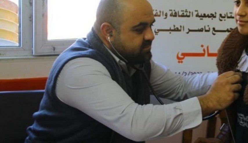 الطبيب الفلسطيني حمدي النجار يلتحق بأطفاله التسعة شهيداً