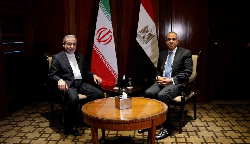 دیدار عراقچی با وزیر خارجه مصر در قاهره