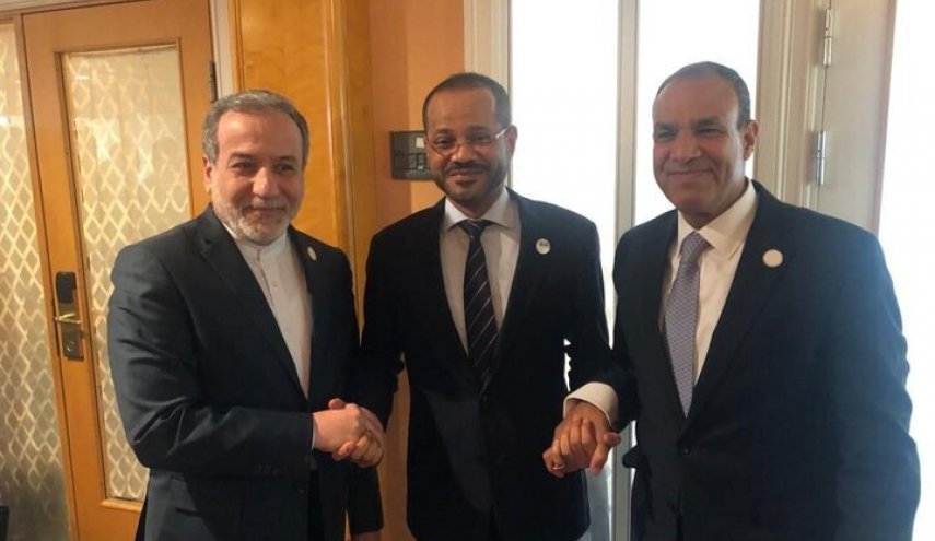 اجتماع ثلاثي لوزراء خارجية إيران ومصر وعمان في أوسلو 