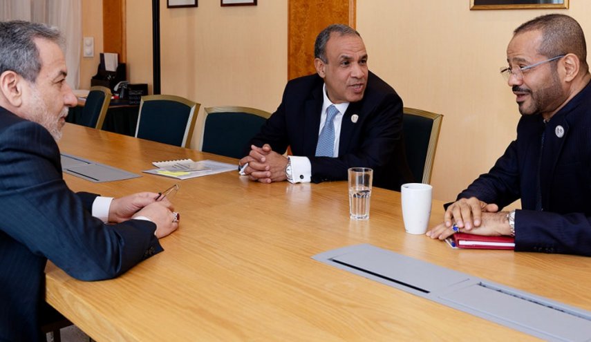 مصر: نؤيد المسار التفاوضي بشأن النووي الإيراني