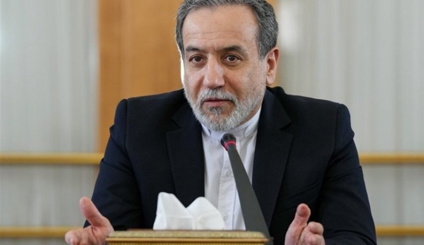 عراقجي: لا نجري أي محادثات مع أحد حول الموضوع الصاروخي
