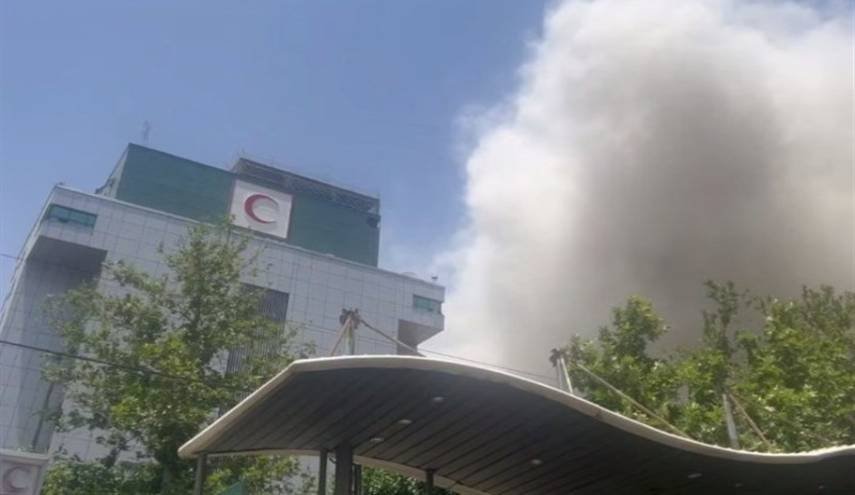 العدو الصهيوني يشنّ هجوماً قرب مبنى تابع للهلال الأحمر في طهران
