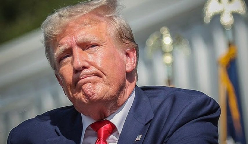 منحنى تأييد ترامب يتراجع مع تصاعد الاستياء الشعبي من سياساته