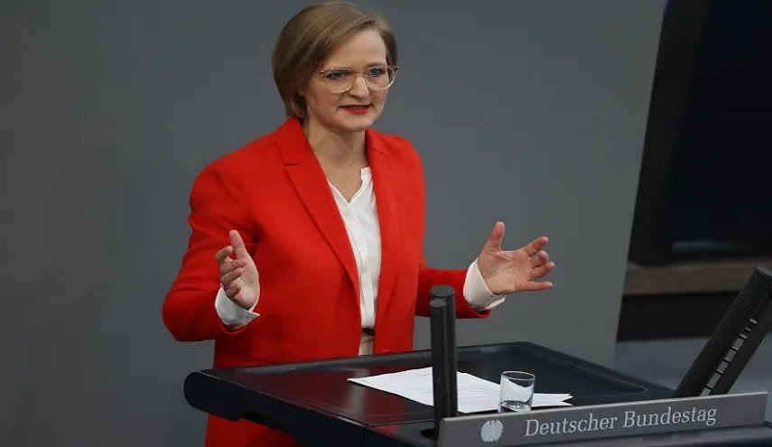 حزب ألماني يطالب بحظر تصدير الأسلحة للكيان المحتل لفلسطين