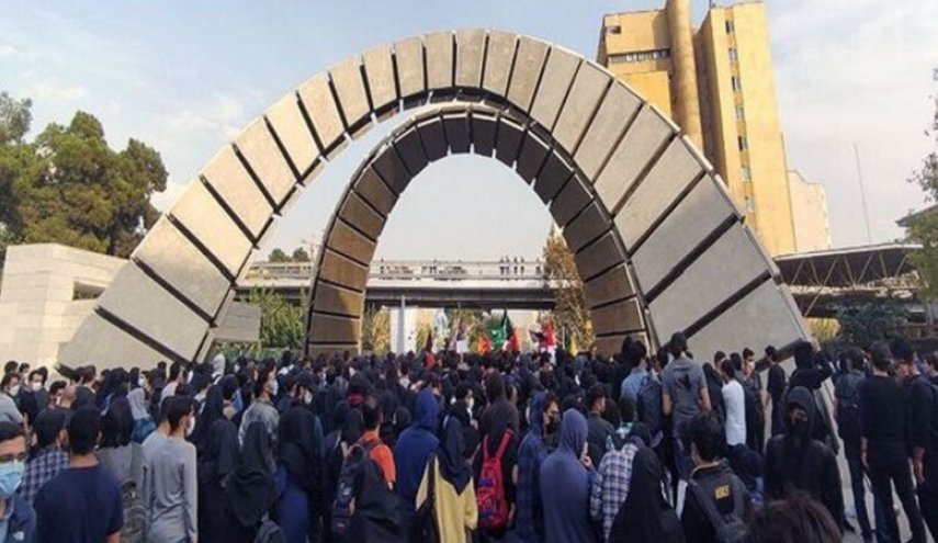 آمادگی ۵۰۰ دانشجوی دانشگاه امیرکبیر برای جنگ با آمریکا و رژیم صهیونی