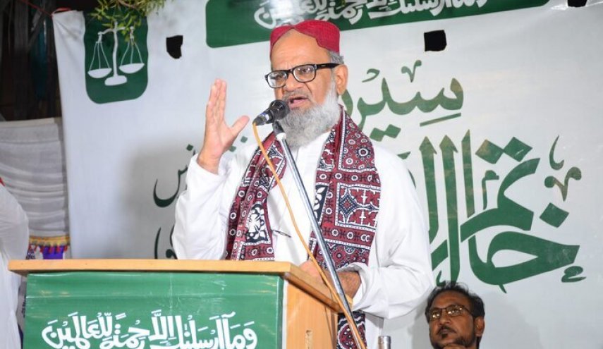 شخصیت پاکستانی: تهدید علیه آیت‌الله خامنه‌ای با پاسخ آزادی‌خواهان جهان مواجه می شود
