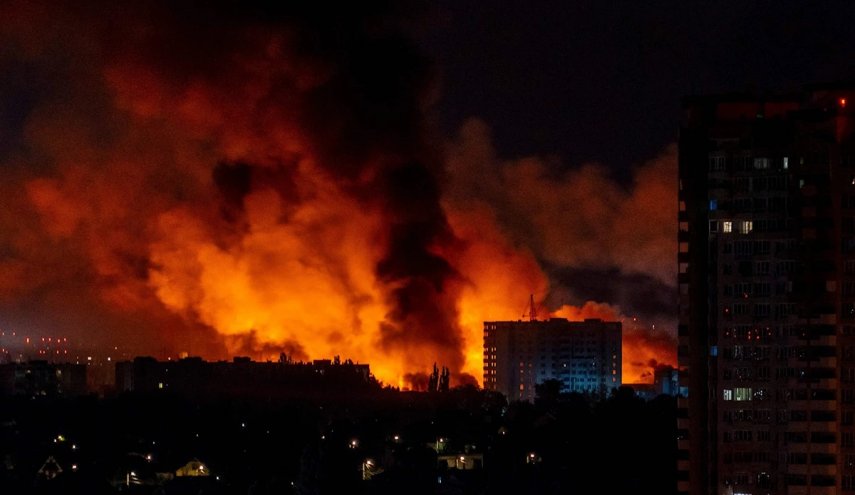 شب گذشته بزرگ‌ترین و سنگین ترین حمله پهپادی روسیه از آغاز جنگ در کی‌یف رخ داد